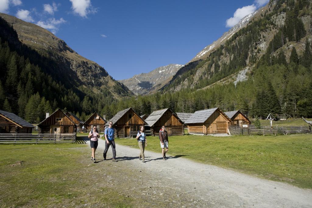 ホテル Gastehaus Trattner マウテルンドルフ エクステリア 写真